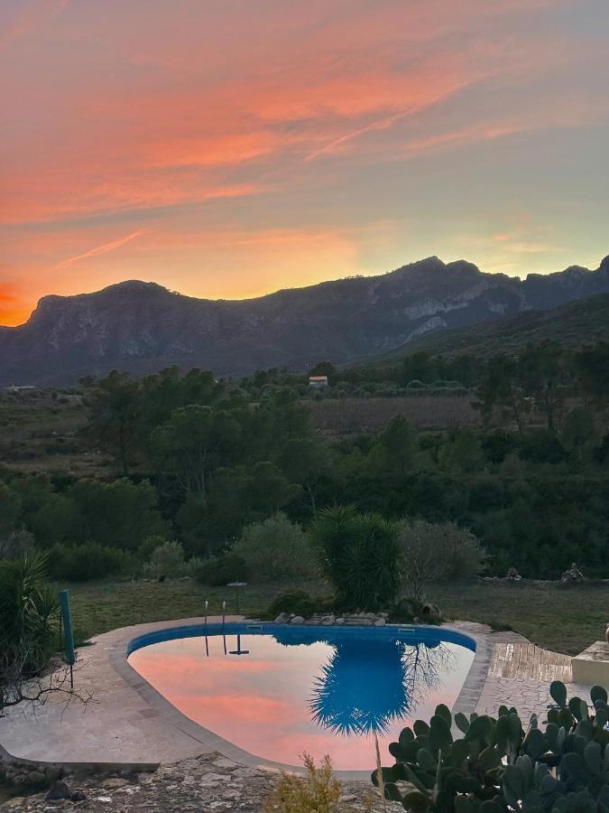 Wonderful Comfortable Finca In The Burga Valley Rasquera Exterior photo